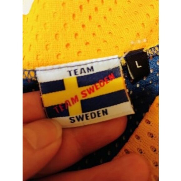 Sweden Swedish National Hockey Team Jersey Large Sundin #13 Oversized - Picture 7 of 7